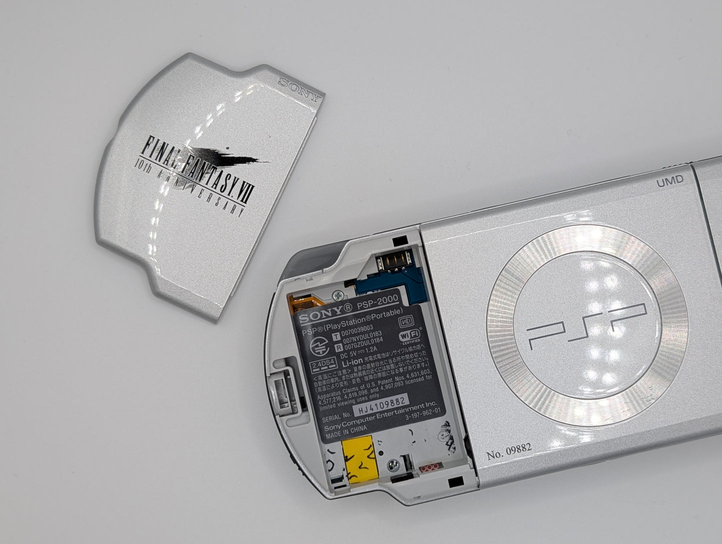 FF7 Crisis Core PSP 2000