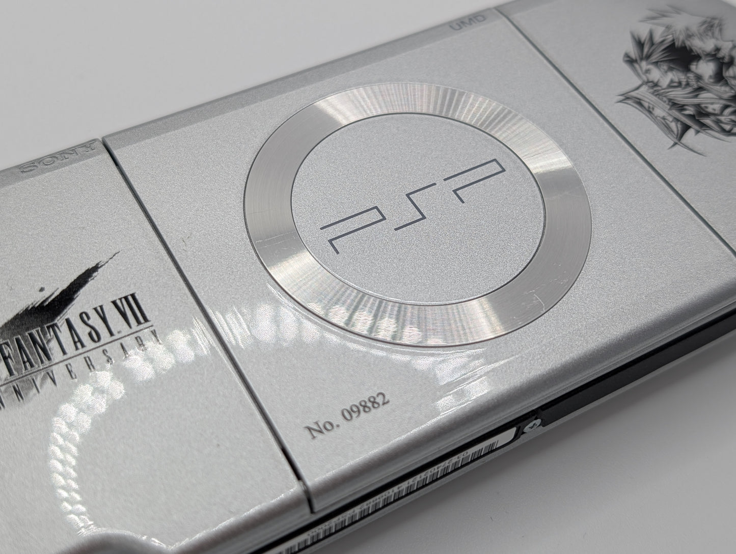 FF7 Crisis Core PSP 2000