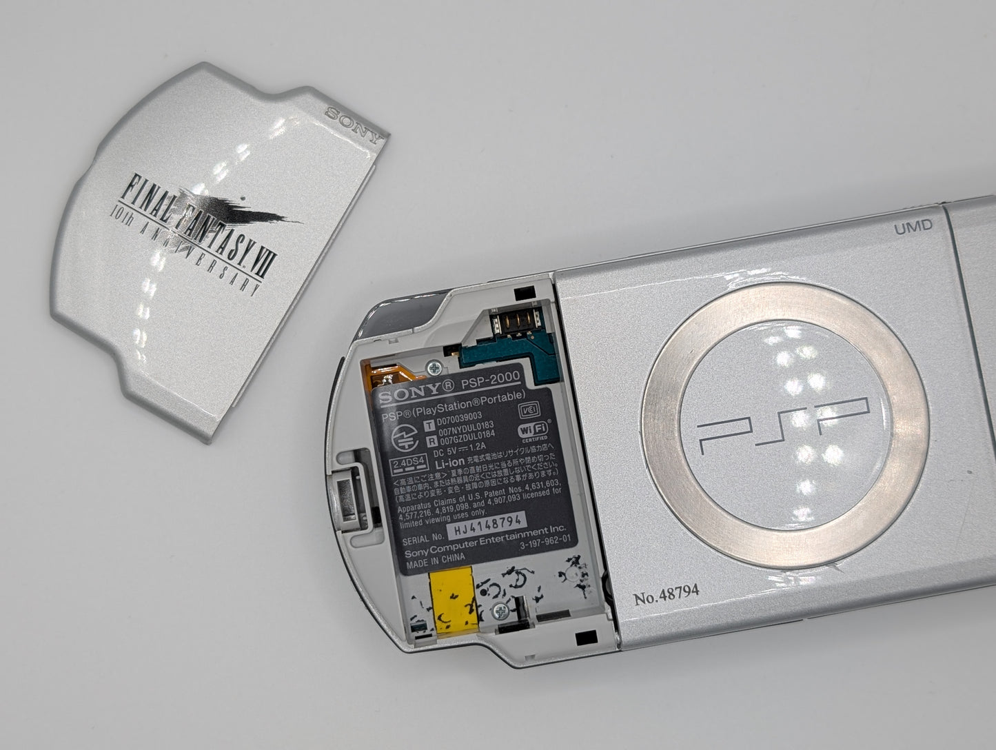 FF7 Crisis Core PSP 2000