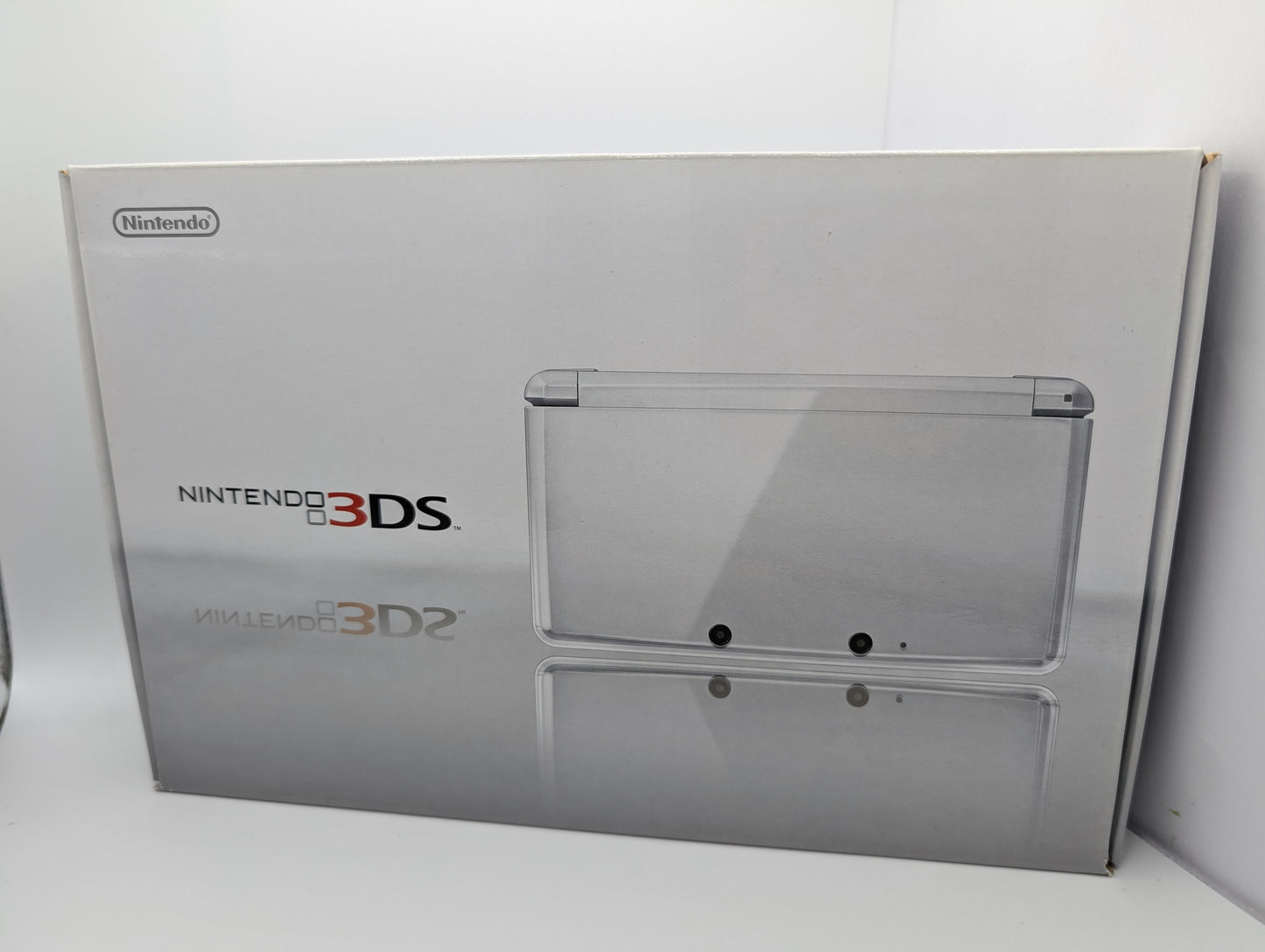 Boxed Icy White 3DS