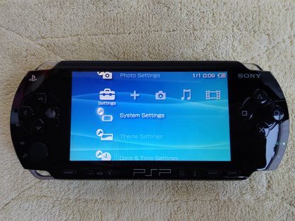 Piano Black PSP 1000