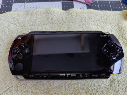 Piano Black PSP 1000