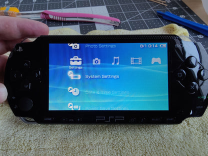 Piano Black PSP 1000