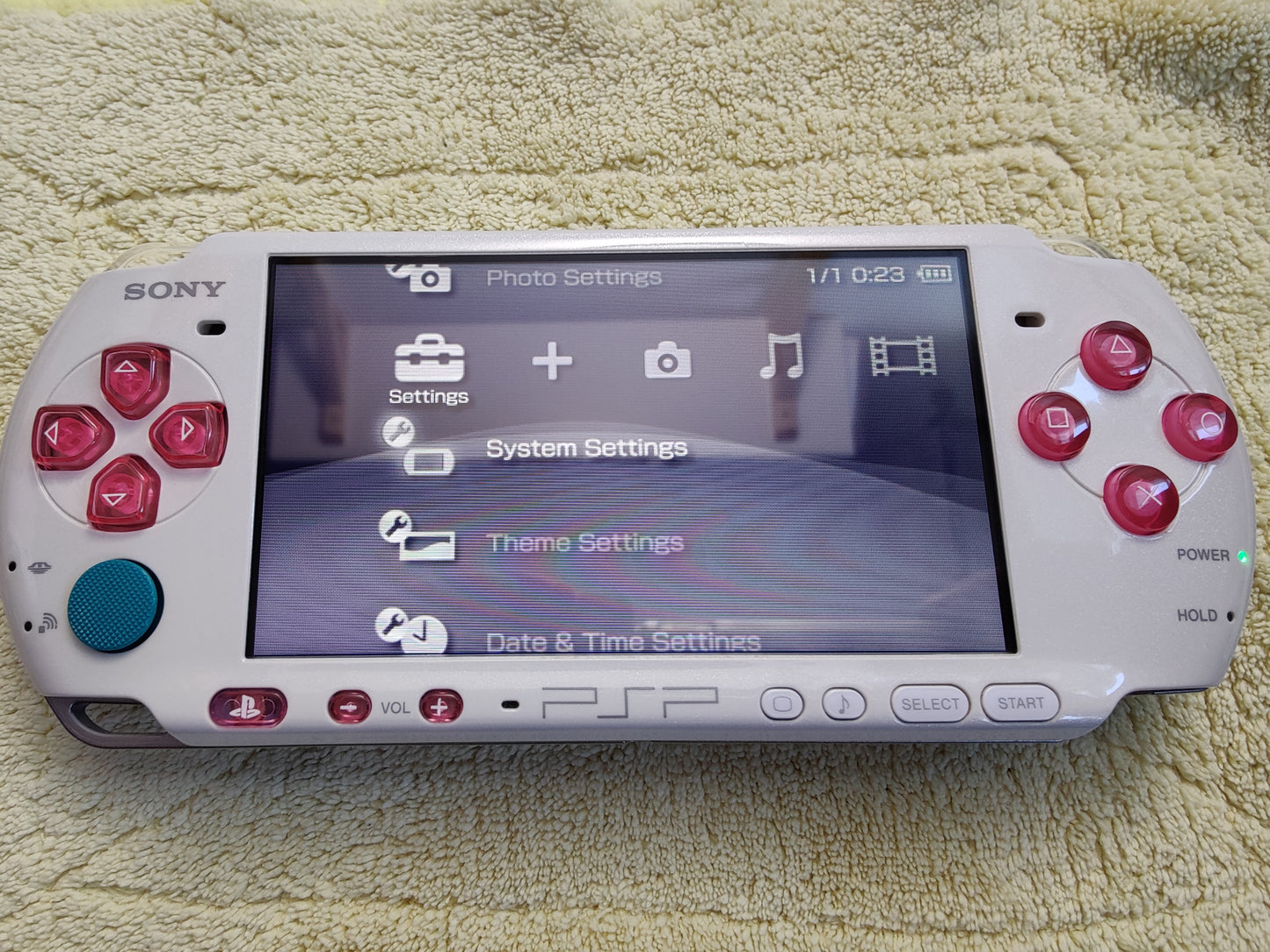 Candy White PSP 3000