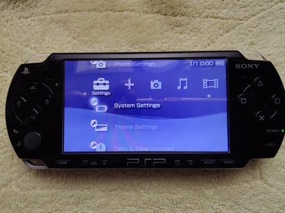 Piano Black  PSP 2000