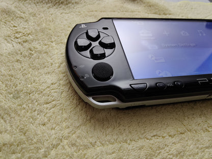 Piano Black  PSP 2000