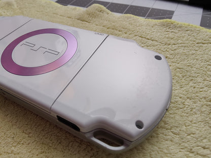 Lavender White PSP 2000