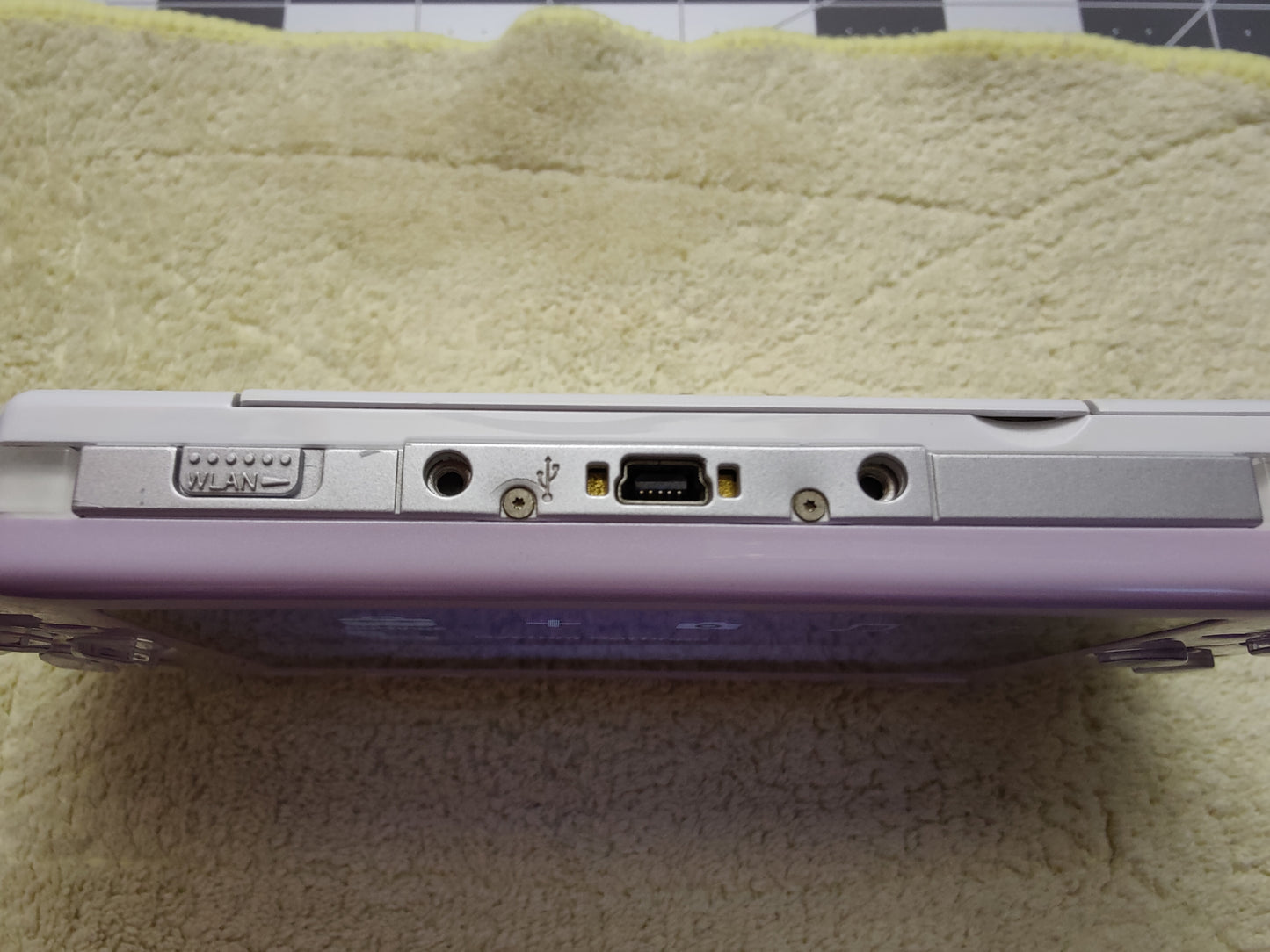 Lavender White PSP 2000