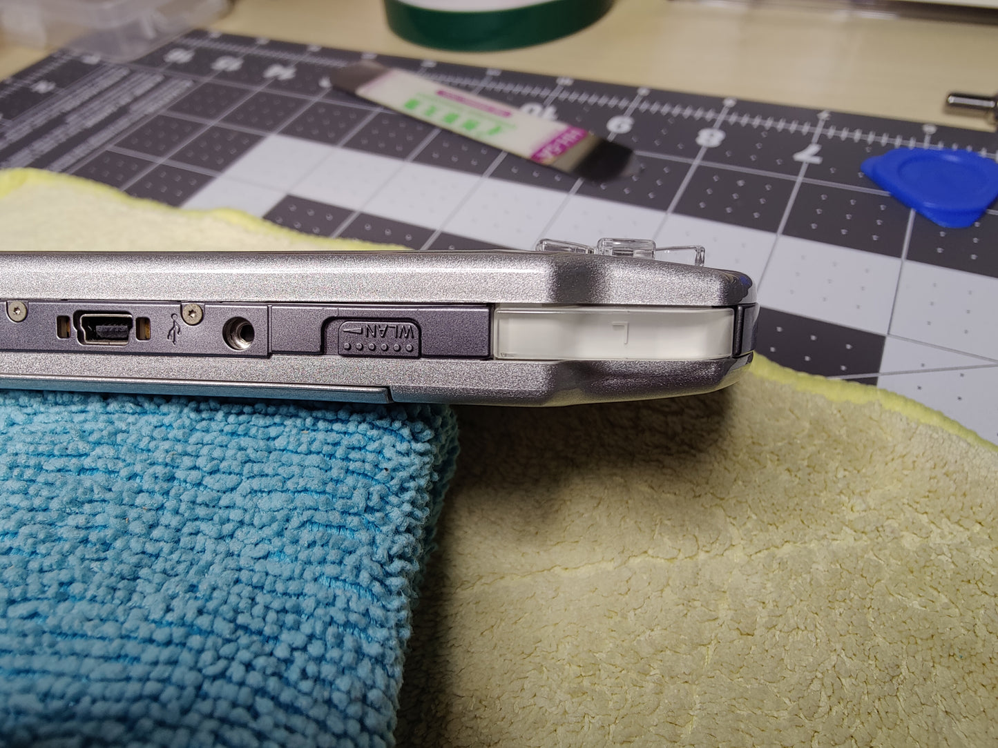 Ice Silver PSP 2000