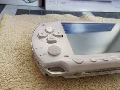 Ceramic White PSP 1000