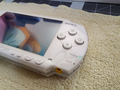 Ceramic White PSP 1000