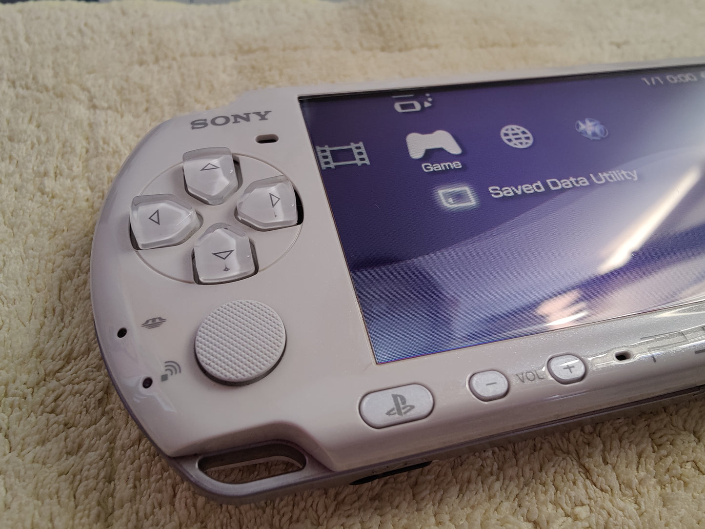 Pearl White PSP 3000