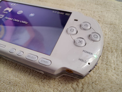 Pearl White PSP 3000