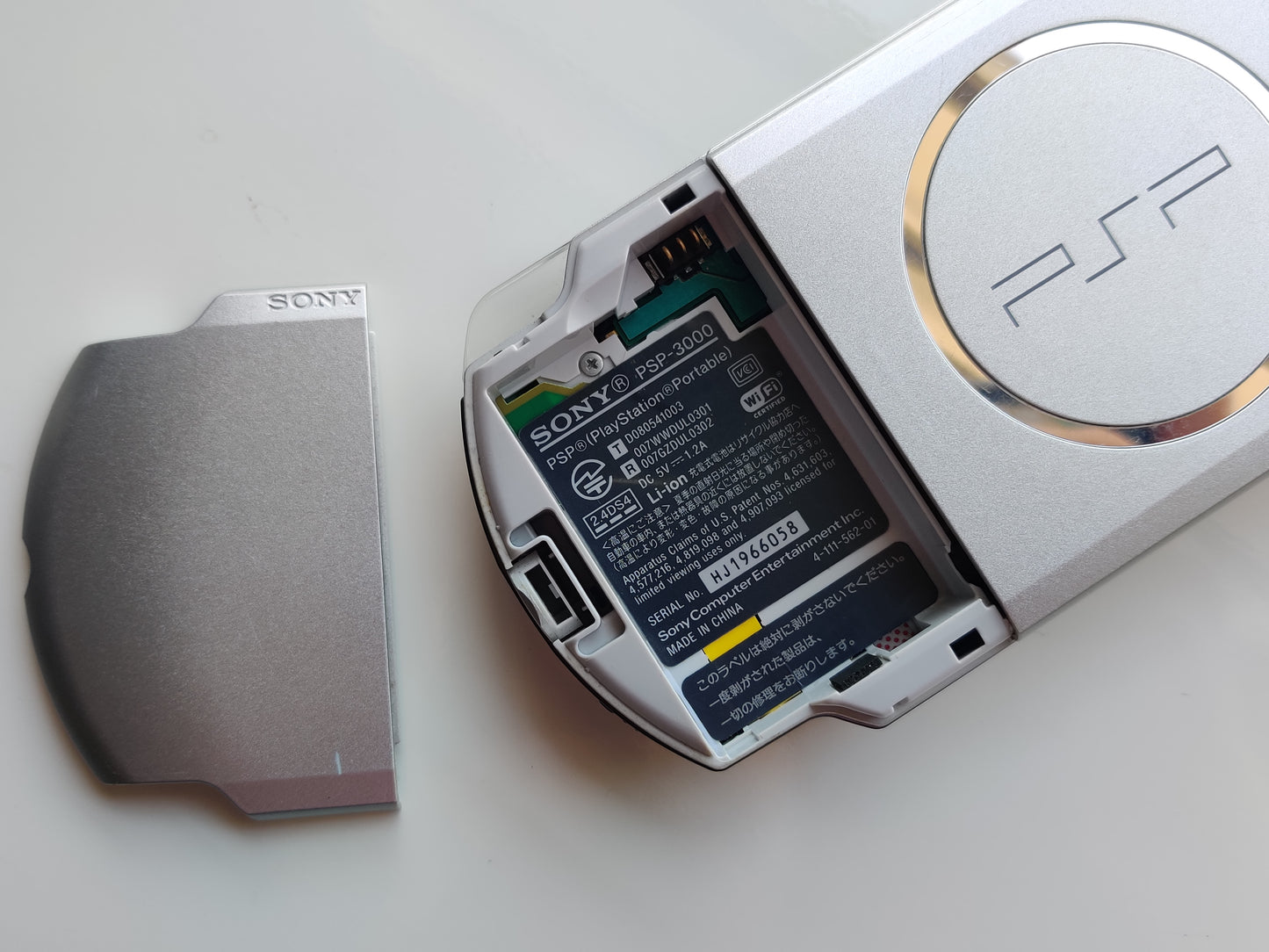 Silver PSP 3000