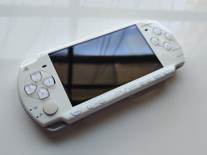 Boxed Ceramic White PSP 2000