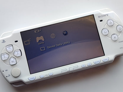 Boxed Ceramic White PSP 2000