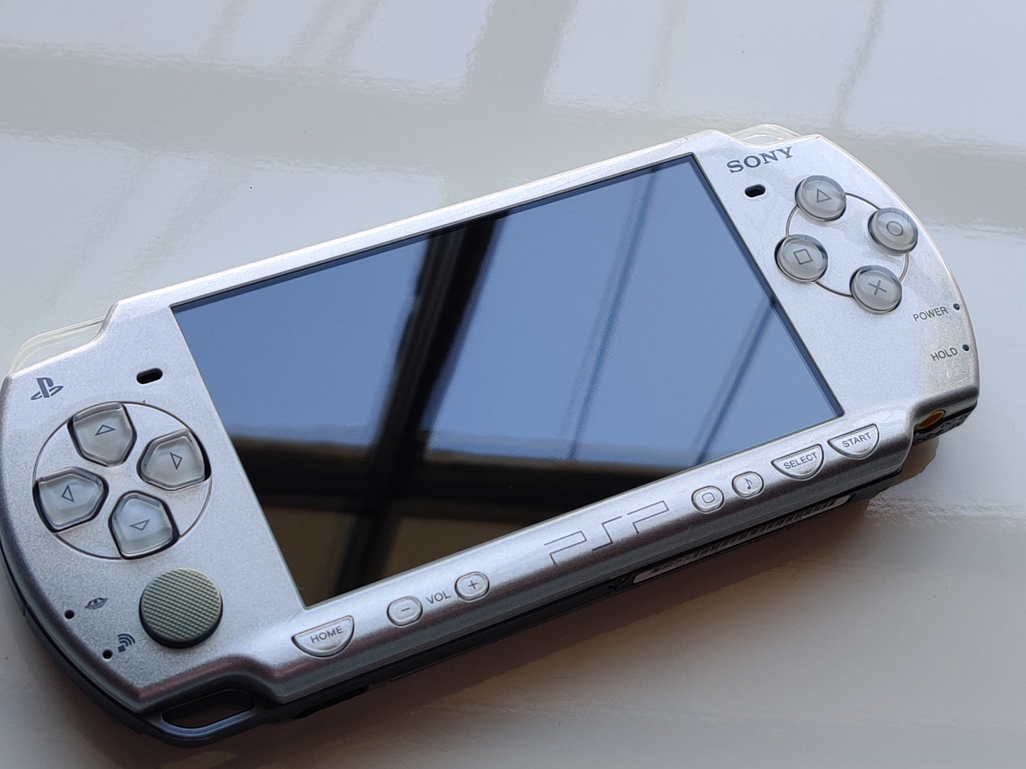 Ice Silver PSP 2000