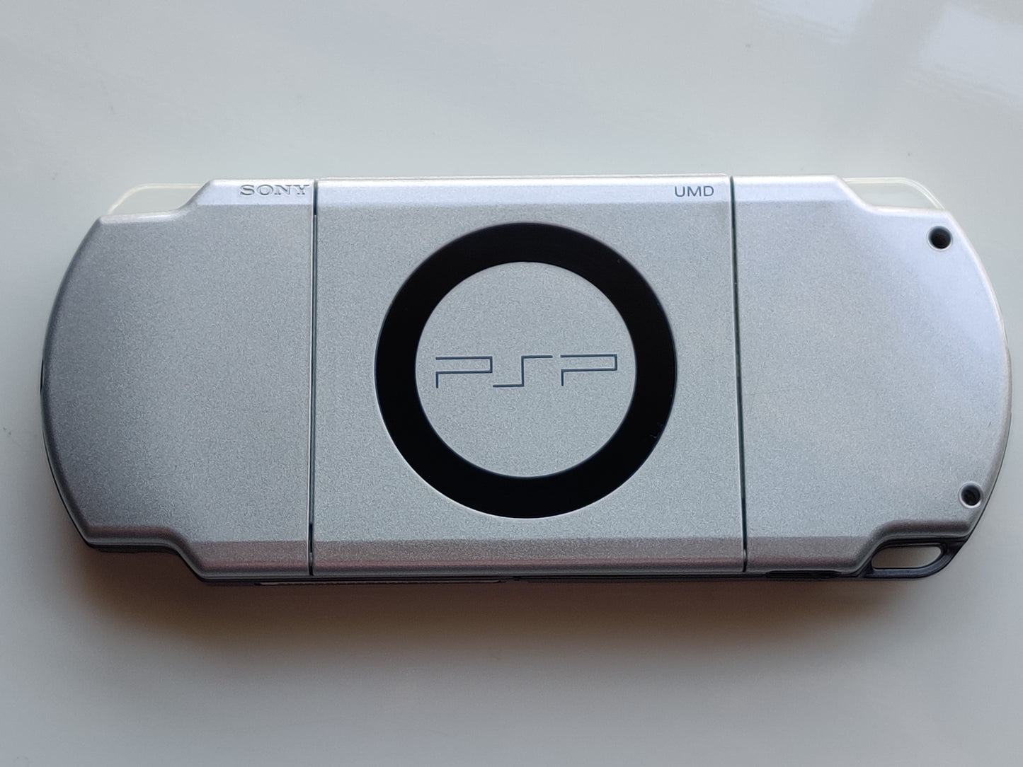 Ice Silver PSP 2000