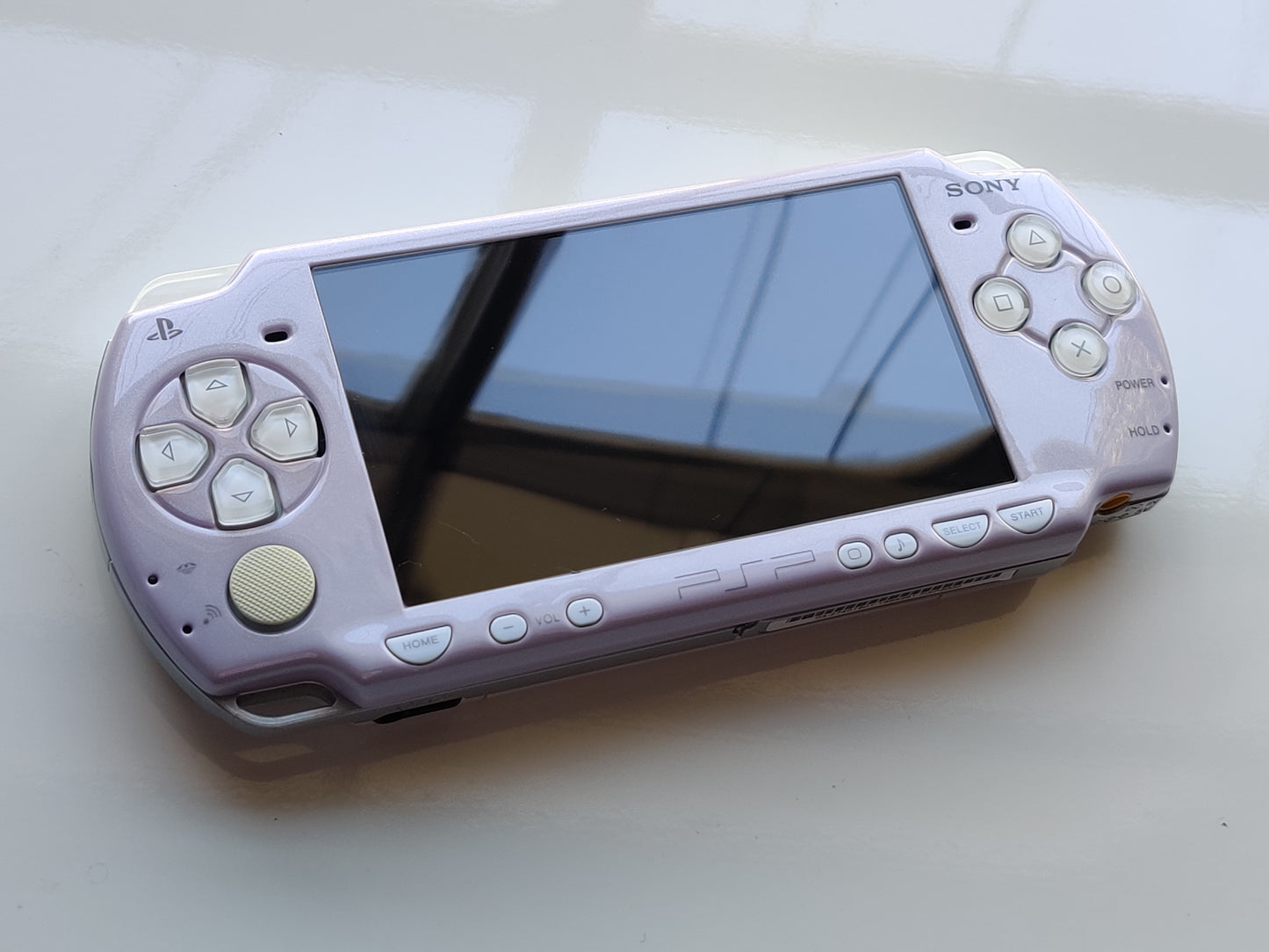 Lavender White PSP 2000