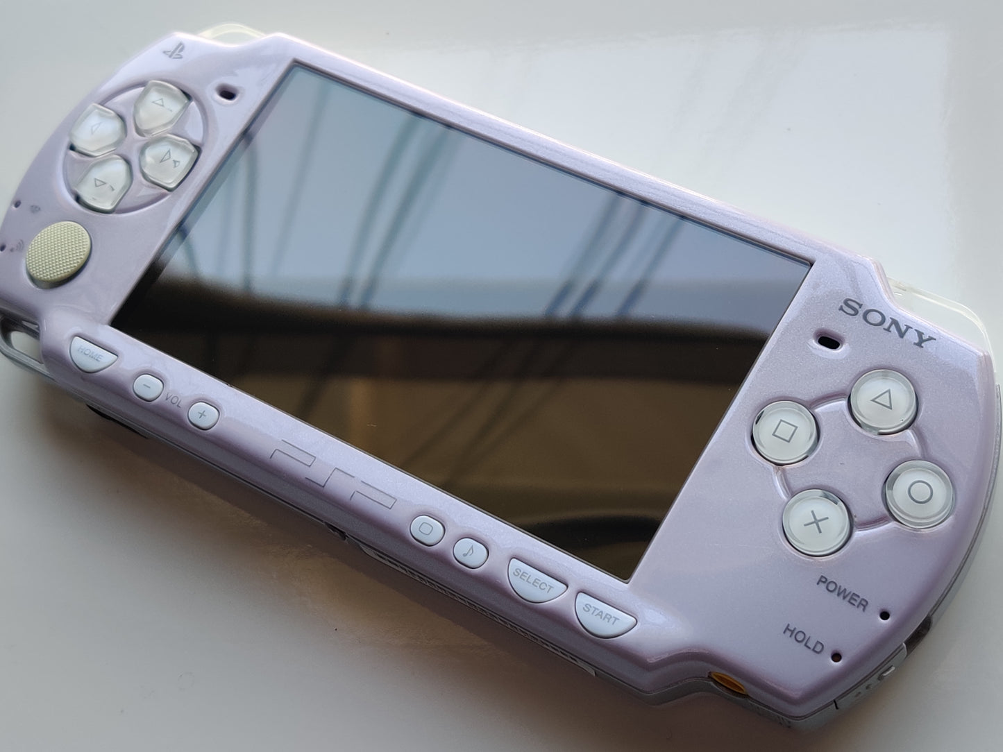 Lavender White PSP 2000