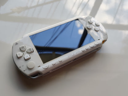 Ceramic White PSP 1000