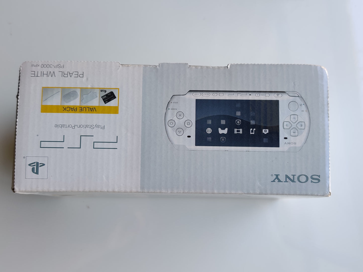 Boxed Pearl White PSP 3000