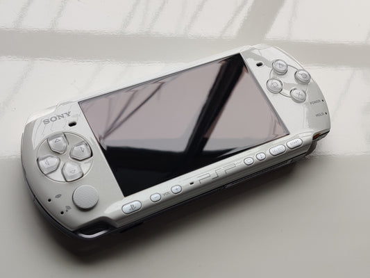 Pearl White PSP 3000