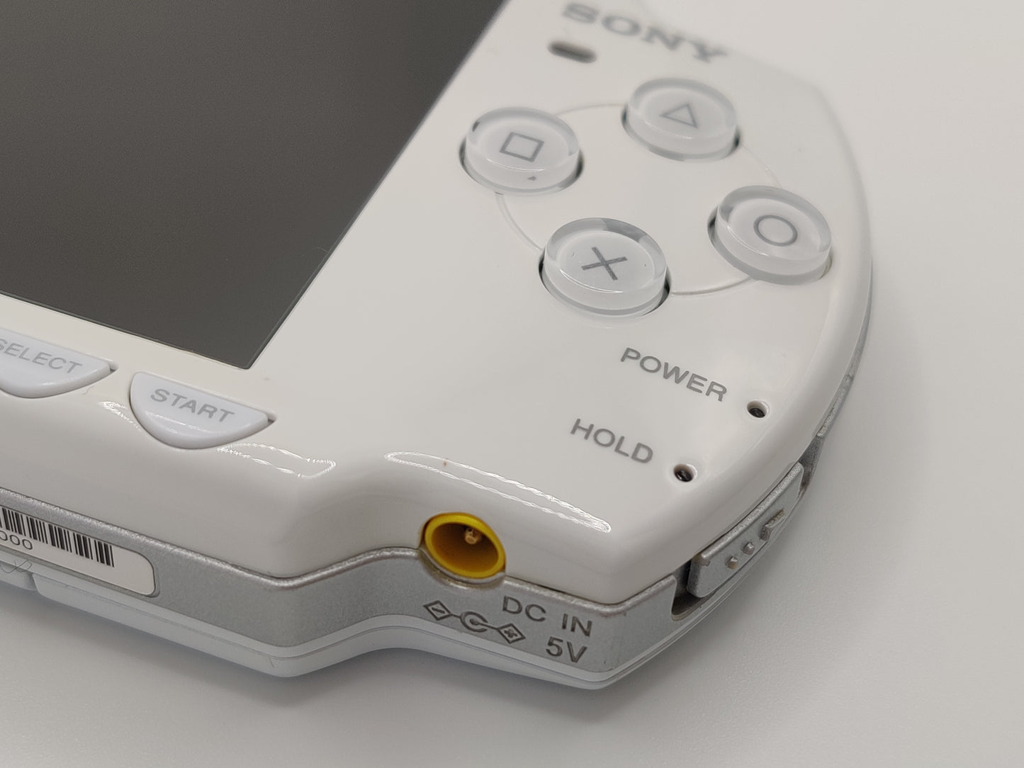 Pearl White PSP 2000