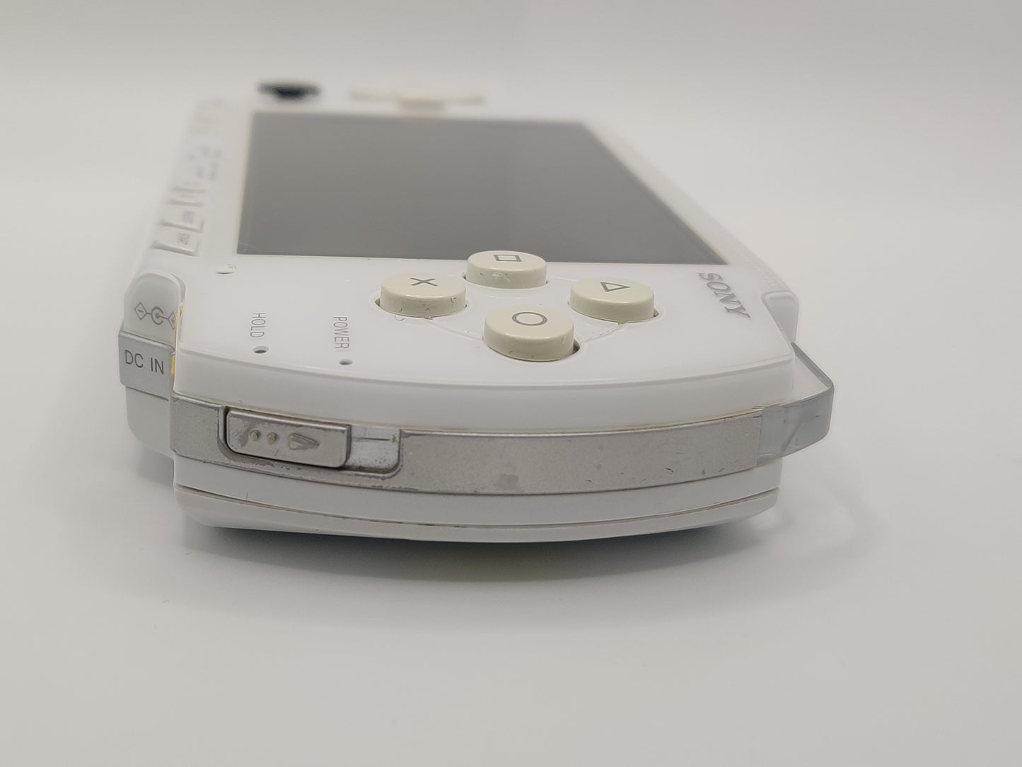 Ceramic White PSP 1000