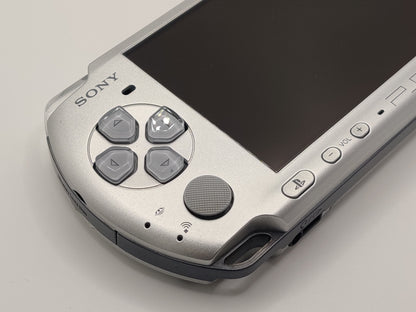 Mystic Silver PSP 3000