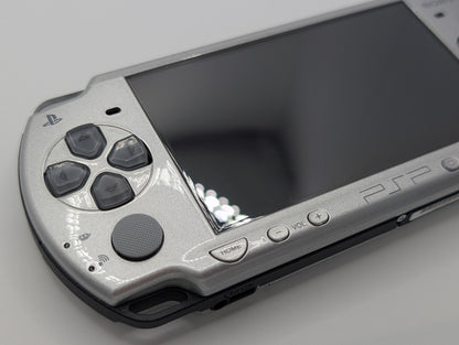 FF7 Crisis Core PSP 2000