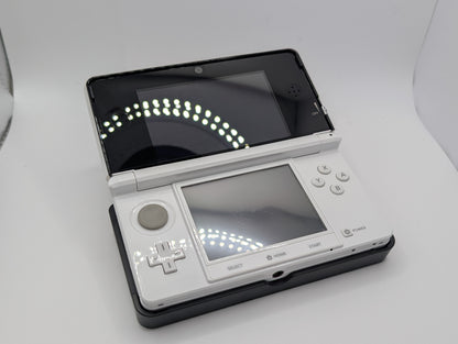 Boxed Icy White 3DS