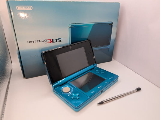 Boxed Aqua Blue 3DS