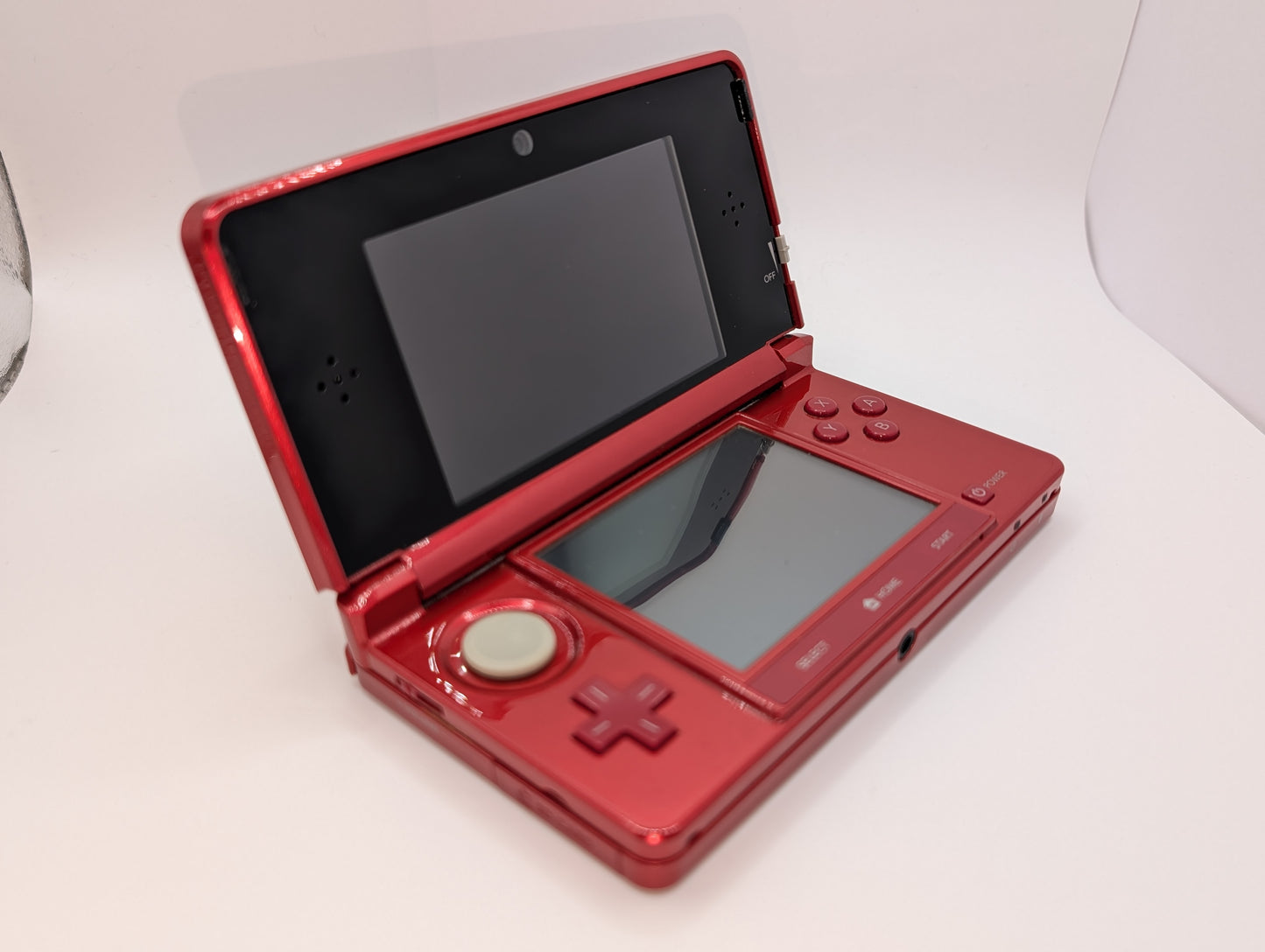Boxed Metallic Red 3DS