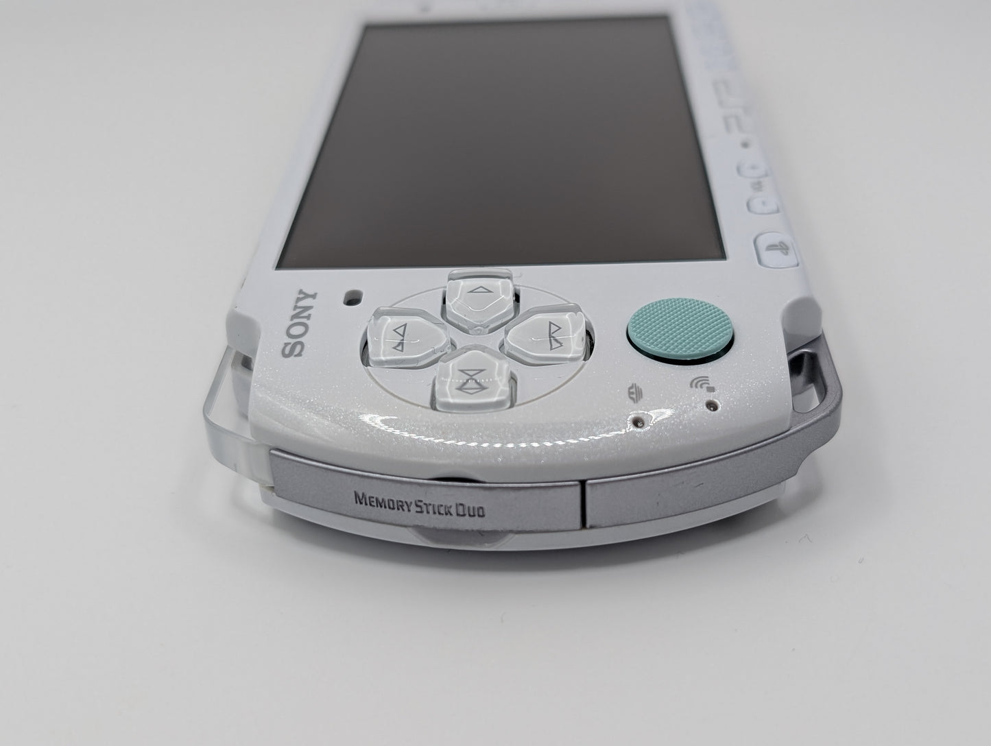 Pearl White / Mint PSP 3000