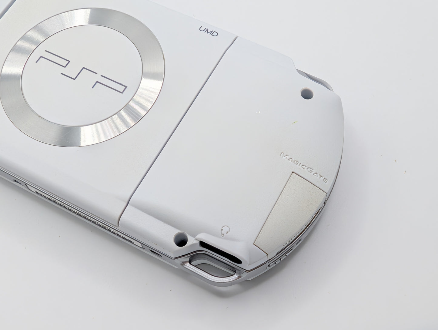 Boxed Ceramic White PSP 1000
