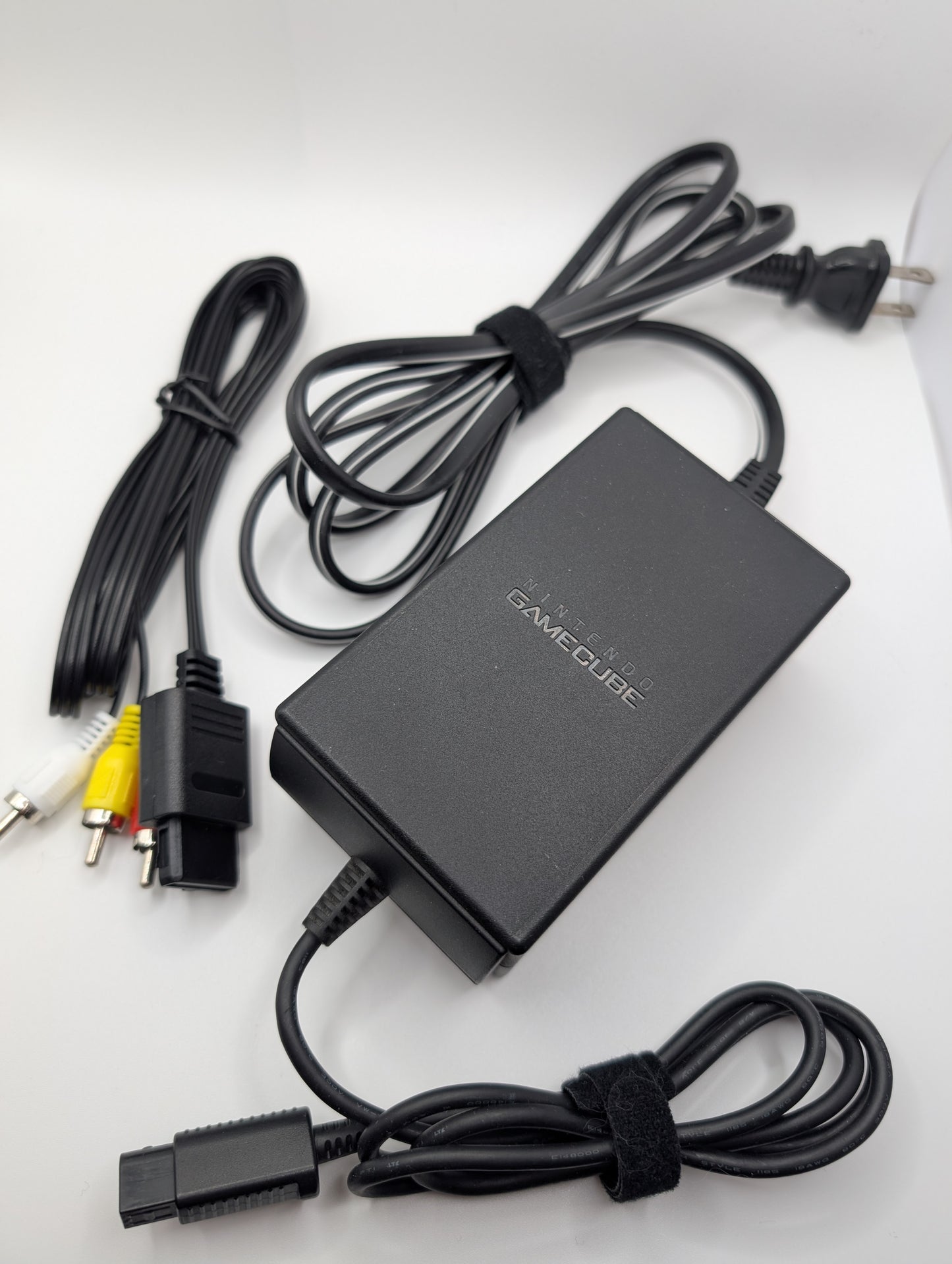 Atomic Purple GameCube Bundle