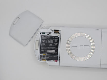 Boxed Ceramic White PSP 1000
