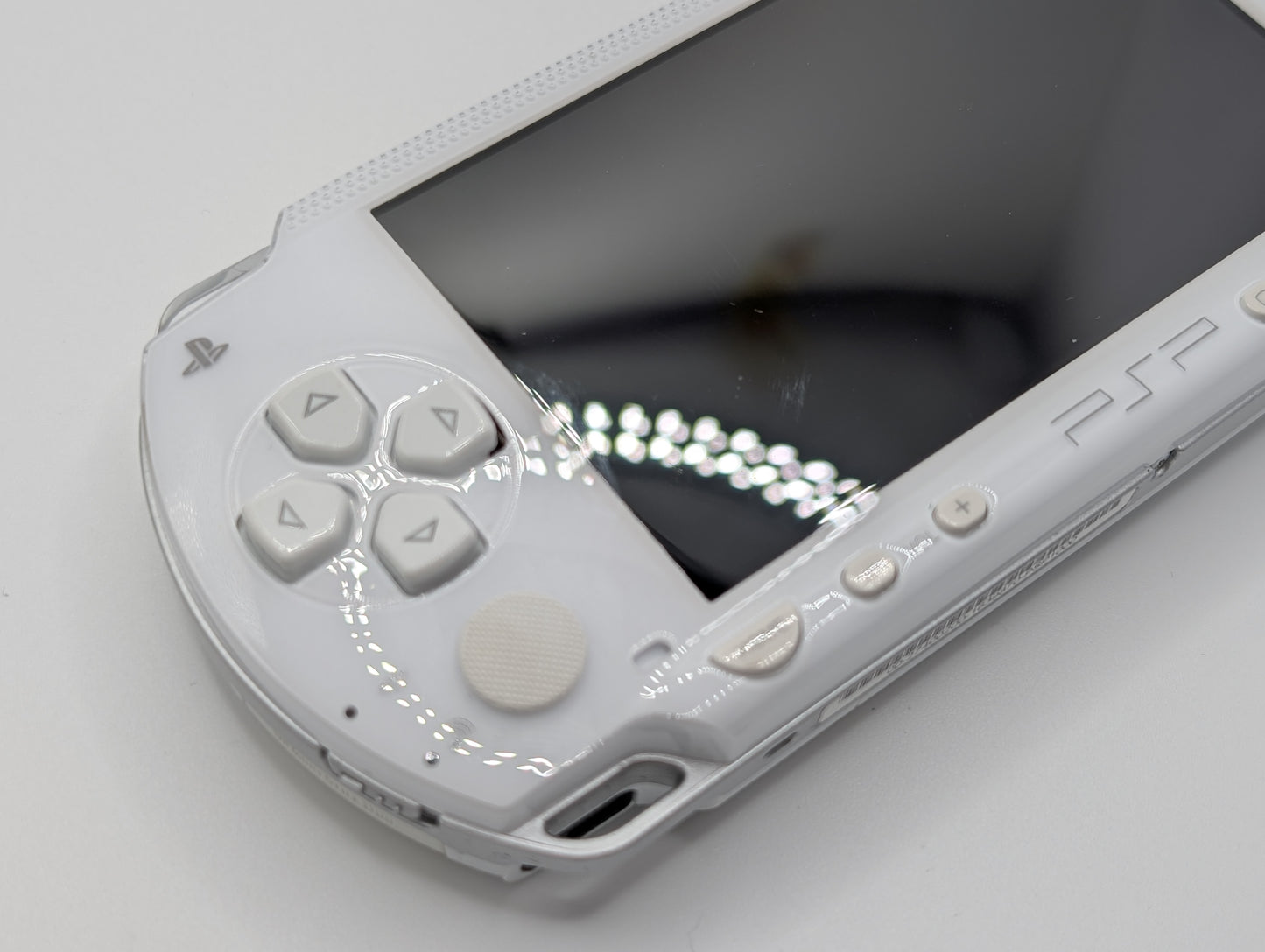 Boxed Ceramic White PSP 1000