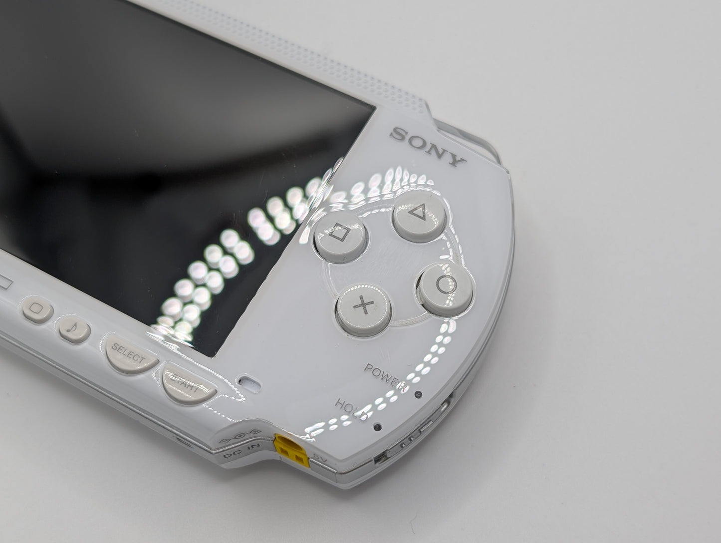 Boxed Ceramic White PSP 1000