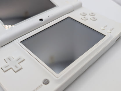 White DSi