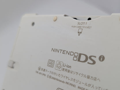 White DSi