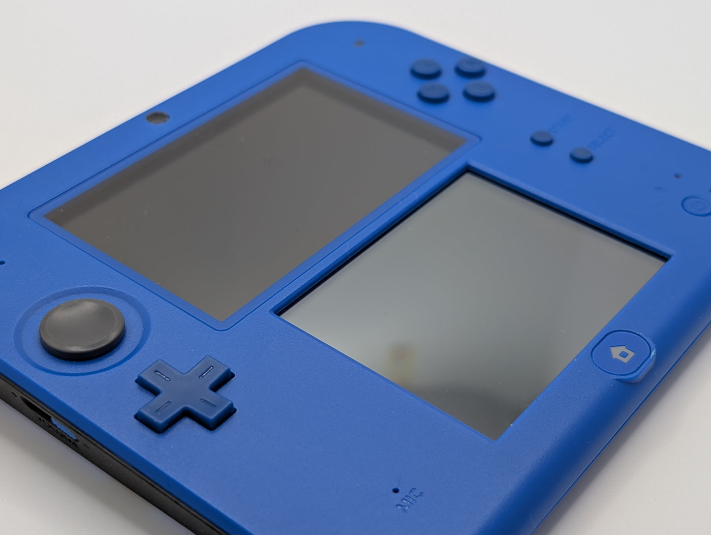 Blue & Black 2DS