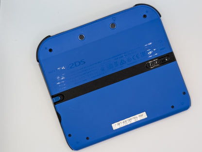 Blue & Black 2DS
