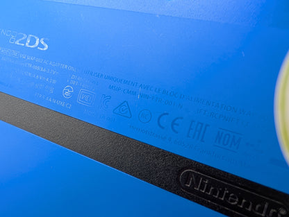Blue & Black 2DS