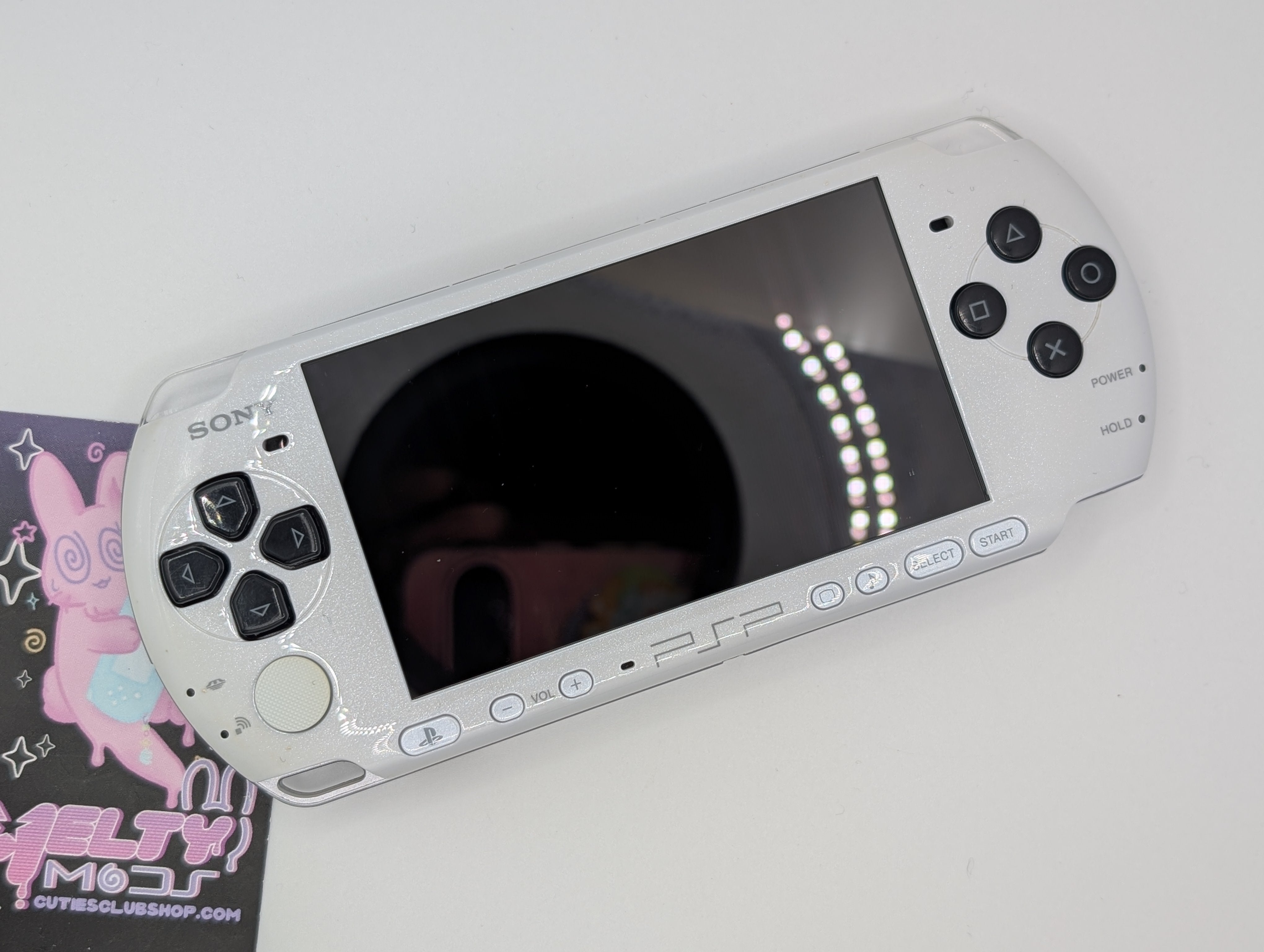 White & Black PSP 3000 – CutiesClubShop