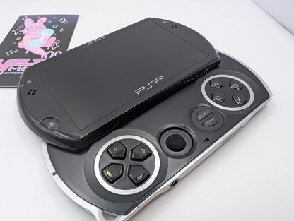 Black PSP Go