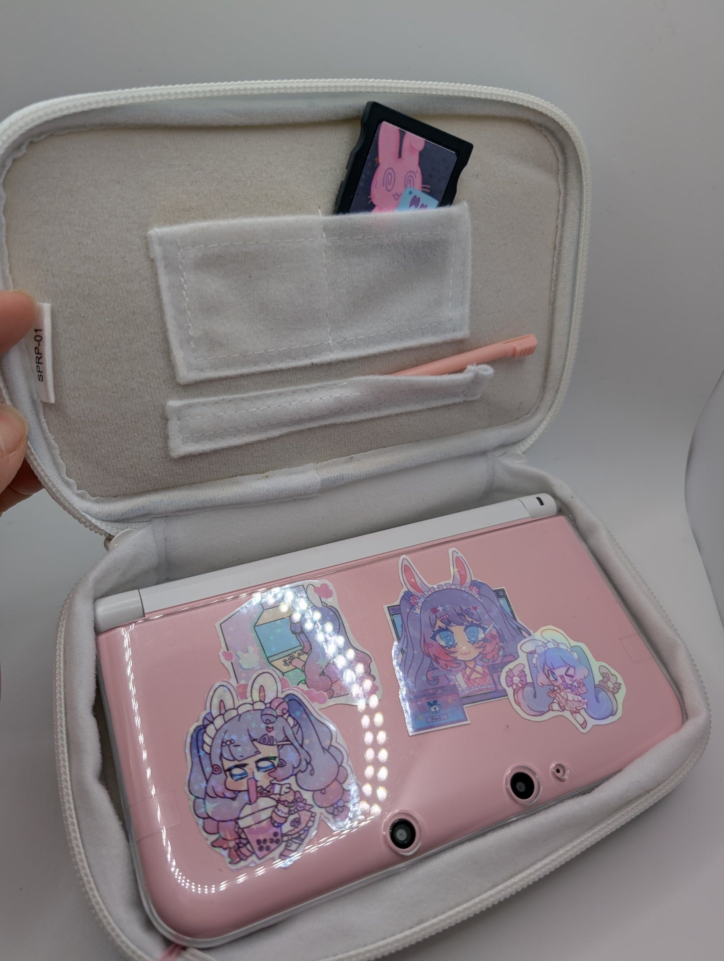 White 3DS XL Pouch