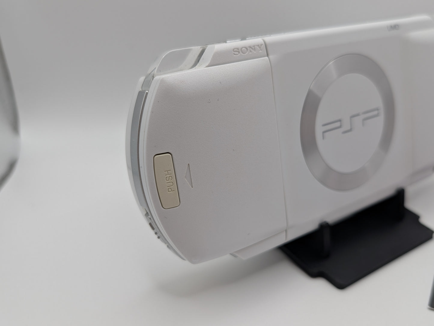 Boxed Ceramic White PSP 1000
