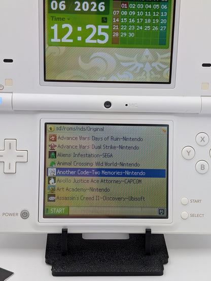 White DSi